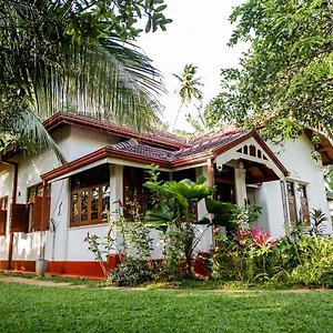 https://colonial-residence-kandy.negombohotels.net