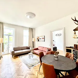 https://iconic-suite_or.vienna-besthotels.com